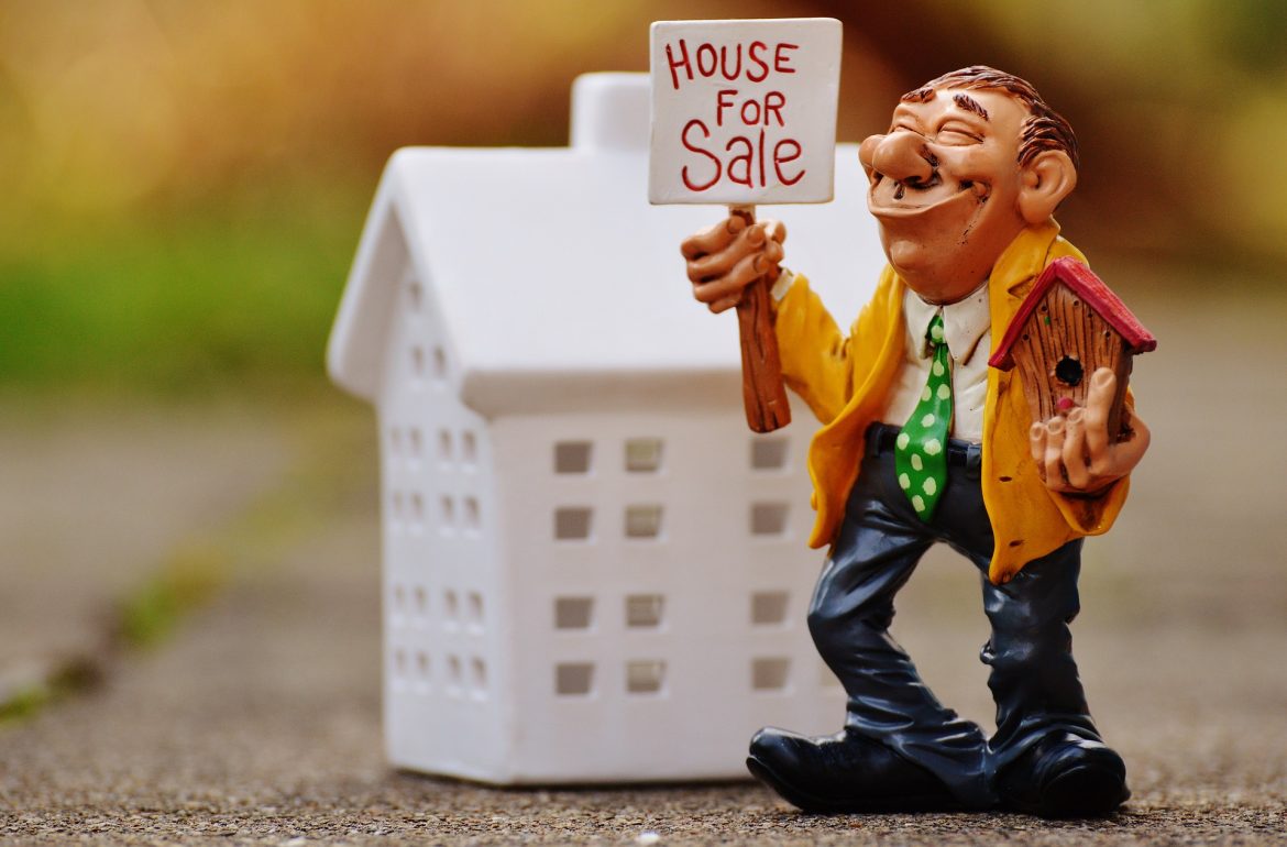 Wat u moet weten over het kopen van een huis met een makelaar